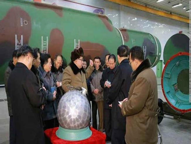 'Triều Tiên không thể gắn đầu đạn hạt nhân vào tên lửa'