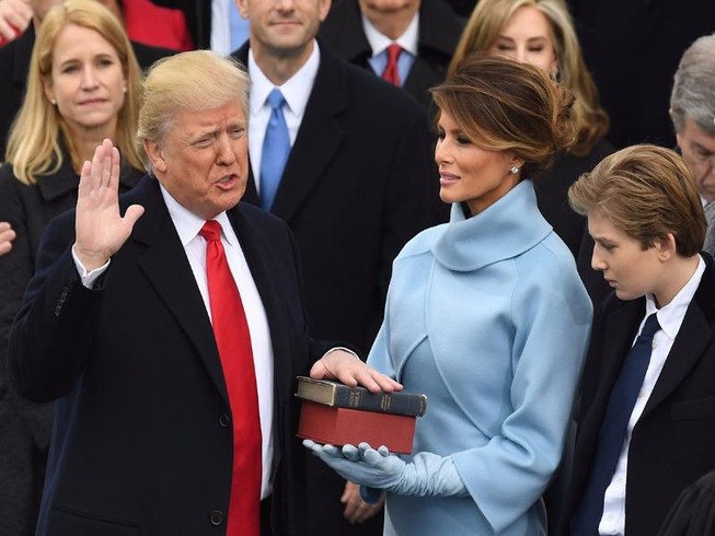 Khoảnh khắc ấn tượng tại lễ nhậm chức của ông Trump