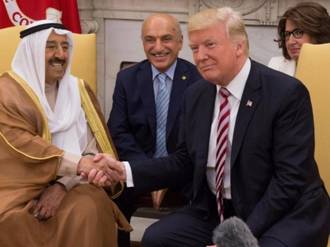 Ông Trump giảng hòa căng thẳng vùng Vịnh thất bại
