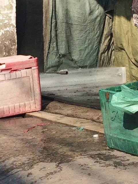 "Đỏ mắt" tìm cơ sở sản xuất nước đá sạch