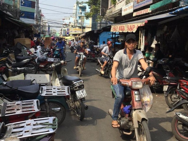 Chiếm đường làm nơi đậu xe