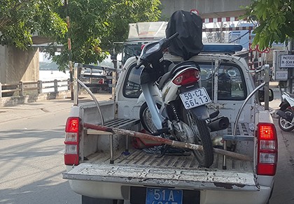 5 nghi can đâm chết hai nam thanh niên ở quận 7 ra đầu thú