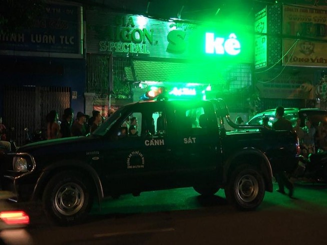 Sòng xóc dĩa trong một nhà hàng ở TP.HCM