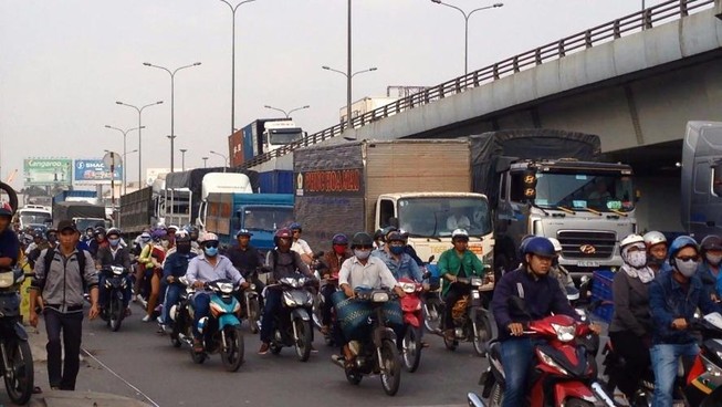 Cô gái trẻ bị xe tải đụng chết ở ngã tư Vũng Tàu