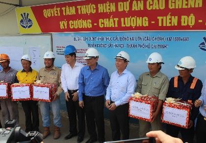Sự cố sập cầu Ghềnh: Thiệt hại mỗi ngày từ 6 đến 10 tỉ đồng