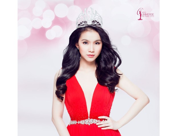 Cuộc thi “Hoa hậu Hoàn vũ Việt Nam 2015” từ chối phẫu thuật thẩm mỹ