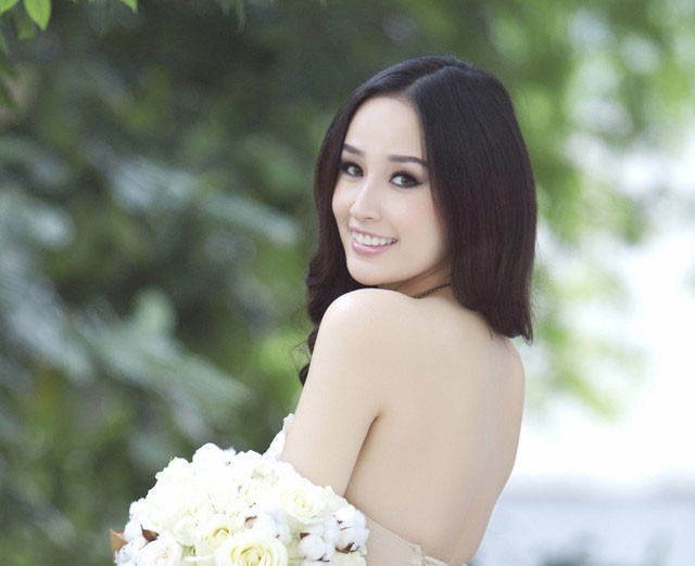 Người đẹp Việt bước ra thế giới là mất tích?
