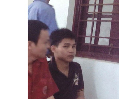 Đi tù vì dụ “mua sinh tố cho” để quan hệ với cháu họ