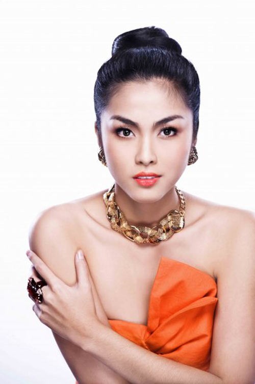 Mỹ nhân nào “kín tiếng” nhất showbiz Việt?