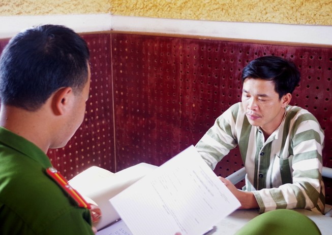 Bắt 3 cán bộ ngân hàng lập khống hồ sơ chiếm đoạt hàng tỷ đồng