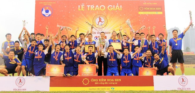 U18 PVF tập huấn tại Italia