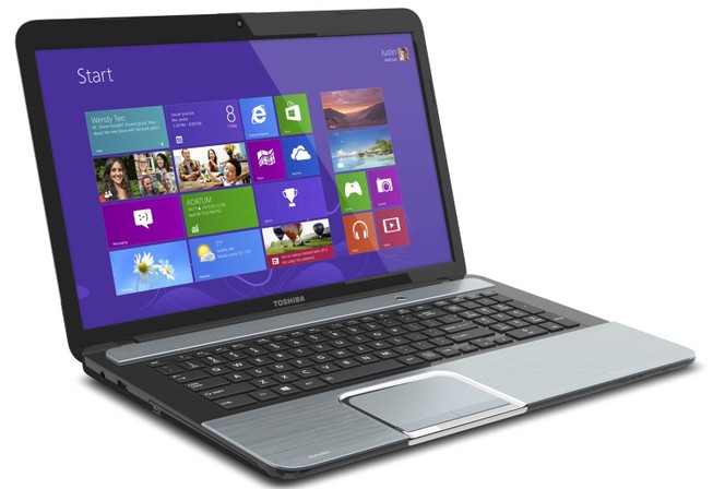 15 tuổi táo tợn xông vào nhà cướp laptop của bé gái