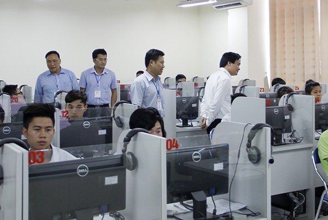 Thi vào ĐH Quốc gia Hà Nội: Gần 73% thí sinh đạt trên ngưỡng điểm trung bình