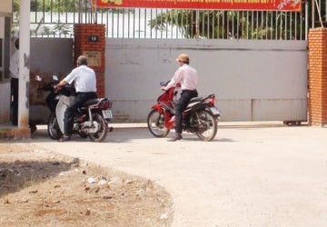 Hoãn tòa vì thay hội thẩm không thông báo