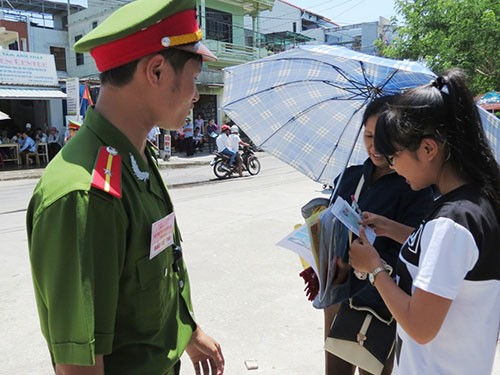 Mất giấy báo dự thi, thí sinh nhờ Công an tìm giúp