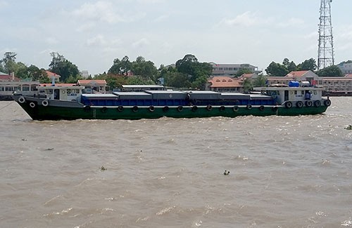 Tháo hộp đen giám sát hành trình, chiếm đoạt 400 tấn gạo