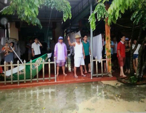 Quảng Ninh: Trên 1.000 du khách bị mắc kẹt trên đảo