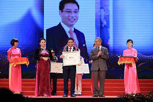 'Thuyền trưởng' VietinBank được vinh danh