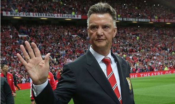 Chris Smalling: 'Van Gaal đã tìm ra công thức chiến thắng'