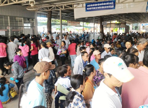 Hơn 500 bệnh nhân 'vật vạ' vì mạng bệnh viện gặp sự cố