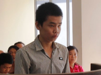 Dù được cho nhưng vẫn ở tù vì 'yêu' trẻ