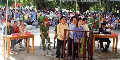 Bán người sang Trung Quốc, 4 bị cáo lĩnh án