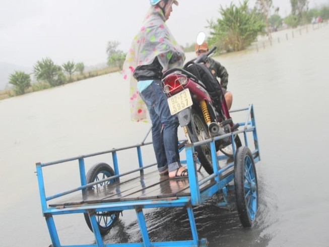 Quảng Nam: Thủy điện xả nước, dân hạ du lo lắng