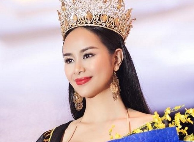 Ngắm tân Hoa hậu Điện ảnh 2016 Sella Trương