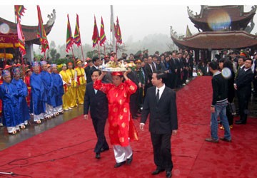 Khai mạc giỗ tổ Hùng Vương - Lễ hội đền Hùng