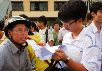 Đáp án chính thức của Bộ GD-ĐT - các môn thi đại học khối B, C, D năm 2011