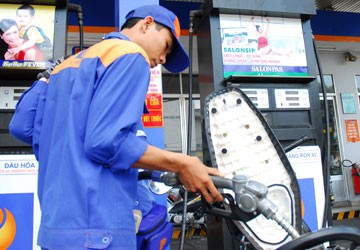 Tăng cường kiểm tra, xử lý vi phạm kinh doanh xăng dầu