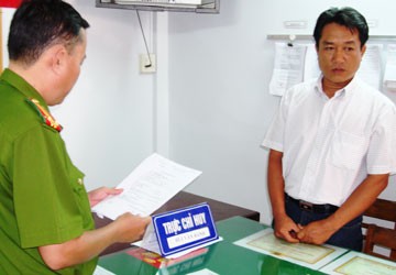 Vụ cán bộ Sở Tư pháp TP Cần Thơ nhận hối lộ bị bắt: Khởi tố, bắt giam ba đối tượng liên quan