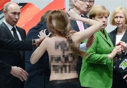 Putin bình luận hài hước về biểu tình ngực trần
