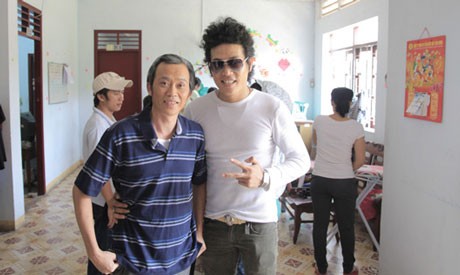300 nghệ sĩ Việt hát ca khúc “Đạo làm con”