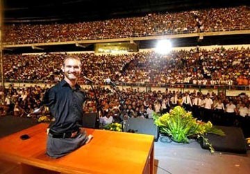 Giao lưu với Nick Vujicic