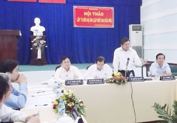 Lấn chiếm đất công được hưởng lợi kép?