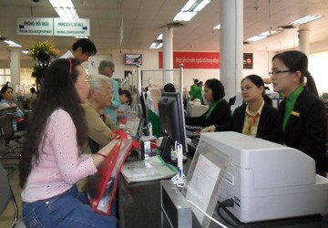 Mang tiền, vàng khi xuất nhập cảnh - Thủ tục ra sao?