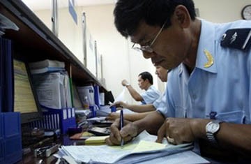 Quy định thôi việc và nghỉ hưu đối với công chức