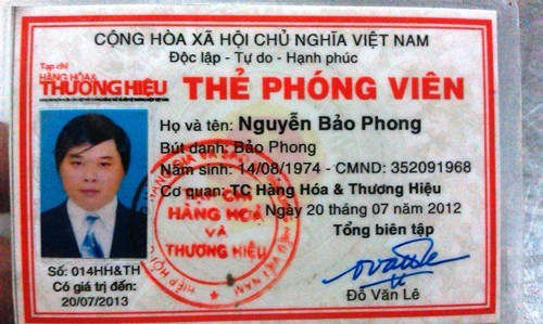 Một phóng viên bị xua đuổi, mạt sát
