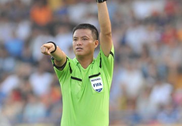 Còi vàng Việt Nam 2012: So bó đũa chọn cột cờ