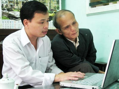 Thầy giáo trẻ sáng tạo giáo trình điện tử địa lý