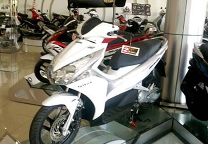 Đại lý bán xe Air Blade rẻ hơn giá công ty