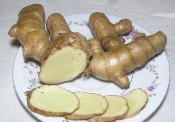 Cẩn trọng khi dùng nghệ trắng chữa bệnh
