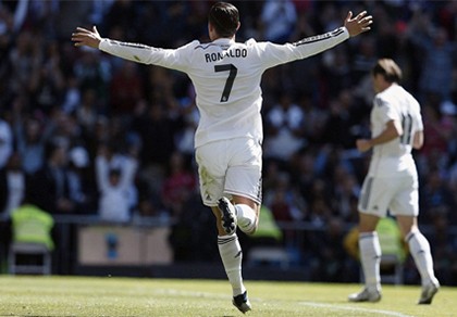 Ronaldo chạm hàng loạt cột mốc sau lần đầu ghi 5 bàn một trận
