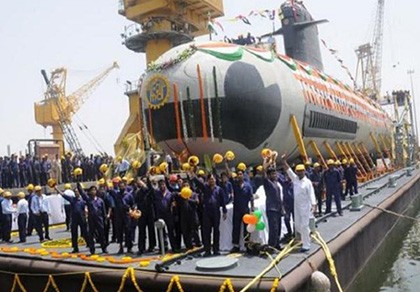 Ấn Độ hoàn thành đóng chiếc tàu ngầm Scorpene đầu tiên