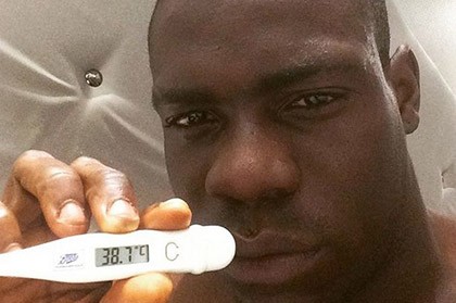 Balotelli tung bằng chứng bị ốm nên không thể thi đấu