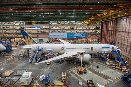 Máy bay hiện đại nhất của Vietnam Airlines đã lắp ráp thành công