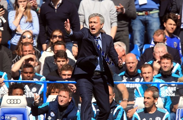 Mourinho thừa nhận không thể “bì kịp” Ferguson, Wenger