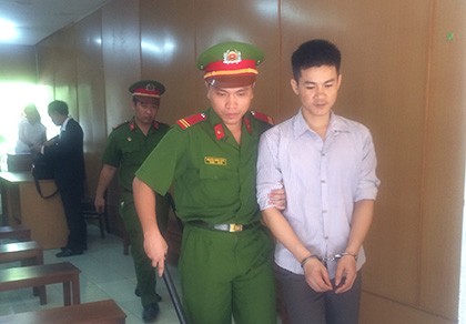 Tài xế xe đầu kéo gây tai nạn làm 2 người chết kêu oan