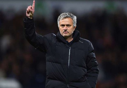 Thực hư cú điện thoại “bí ẩn” của Mourinho cho Flo Perez